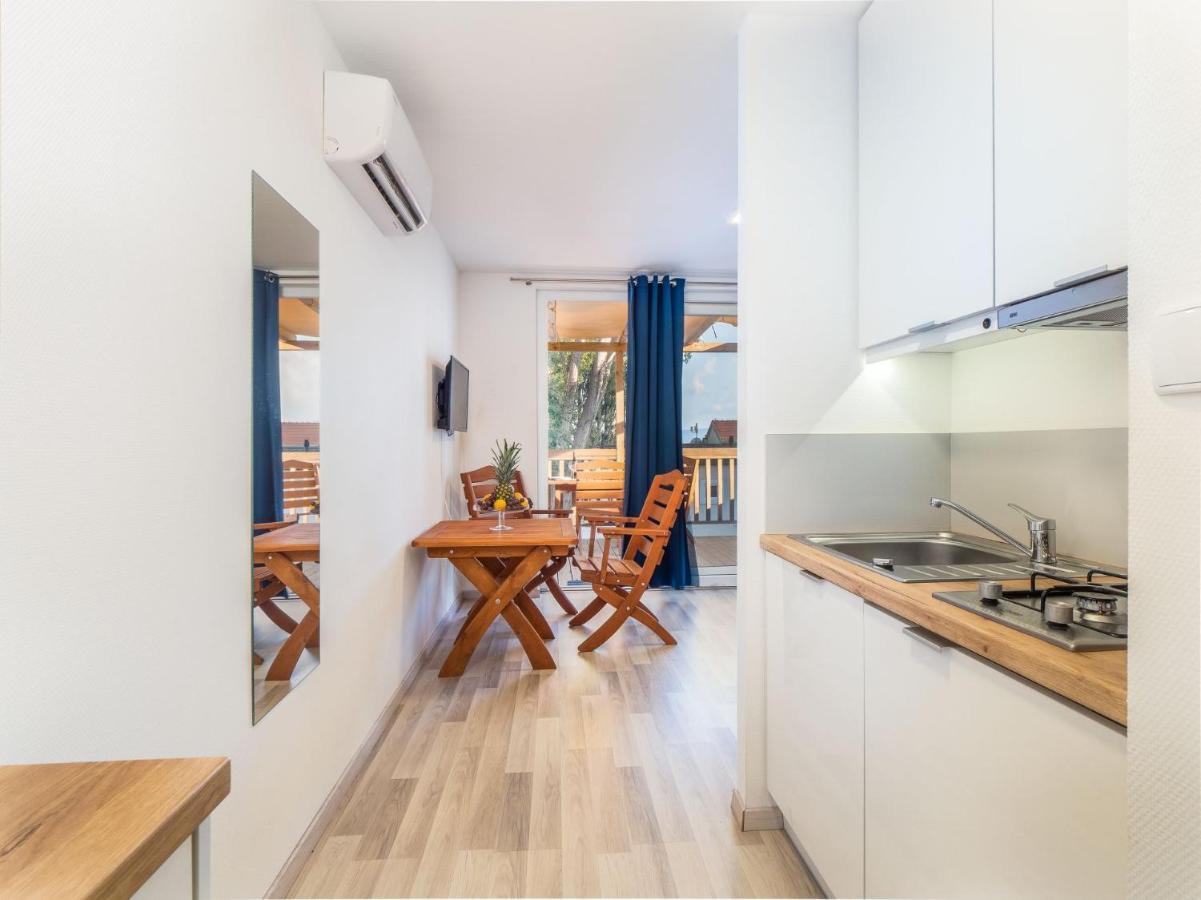 Mediteran Travel Mobile Homes Galeb Omis Exterior photo