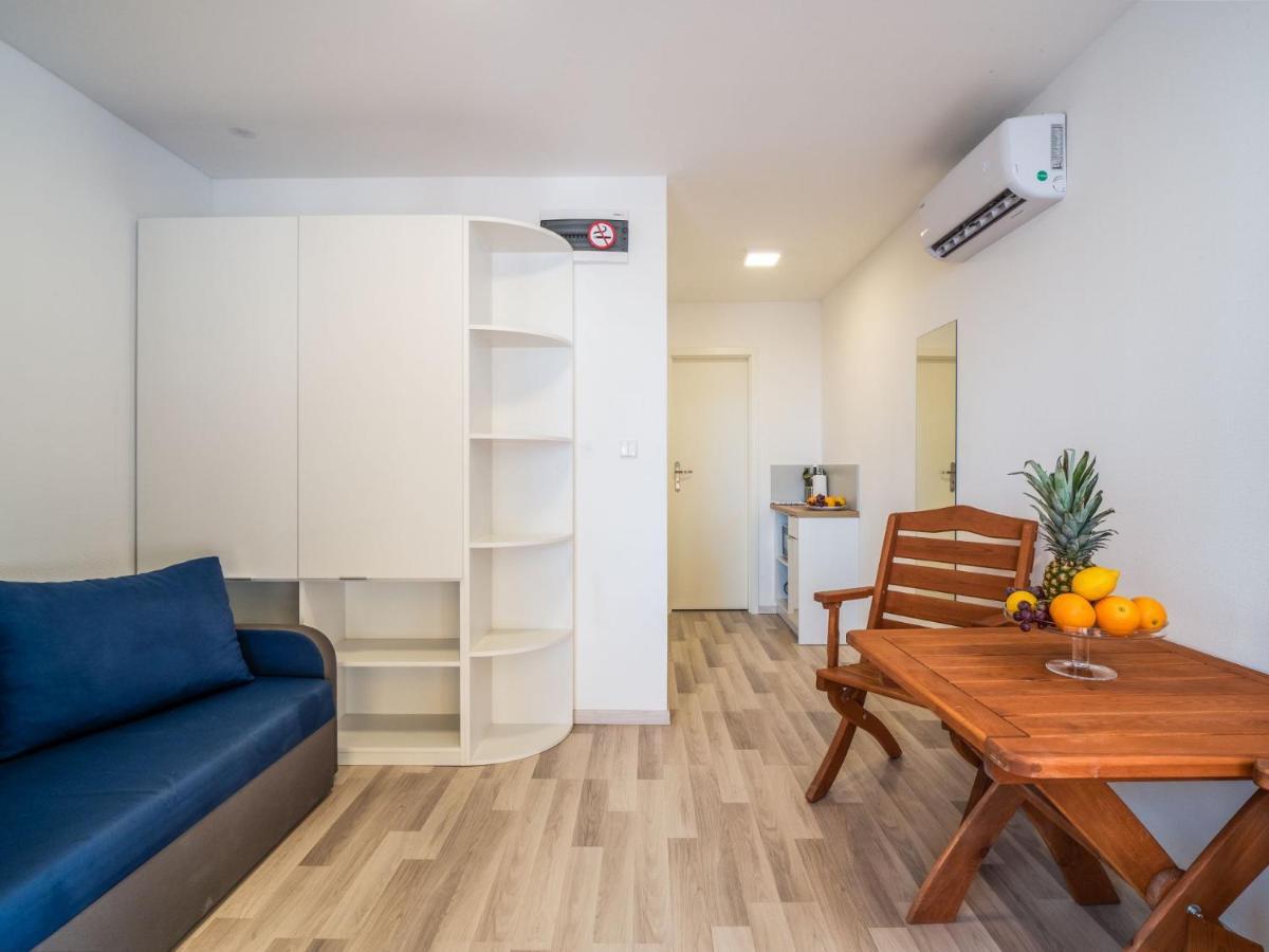 Mediteran Travel Mobile Homes Galeb Omis Exterior photo